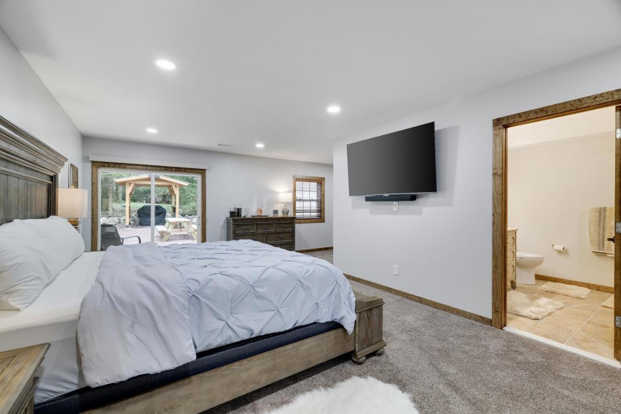 Whiskey Pines Retreat! Single Level Home, Outdoor Firepit, Ac, Bbq! Sleeps 9 In Lake Harmony! Exterior foto