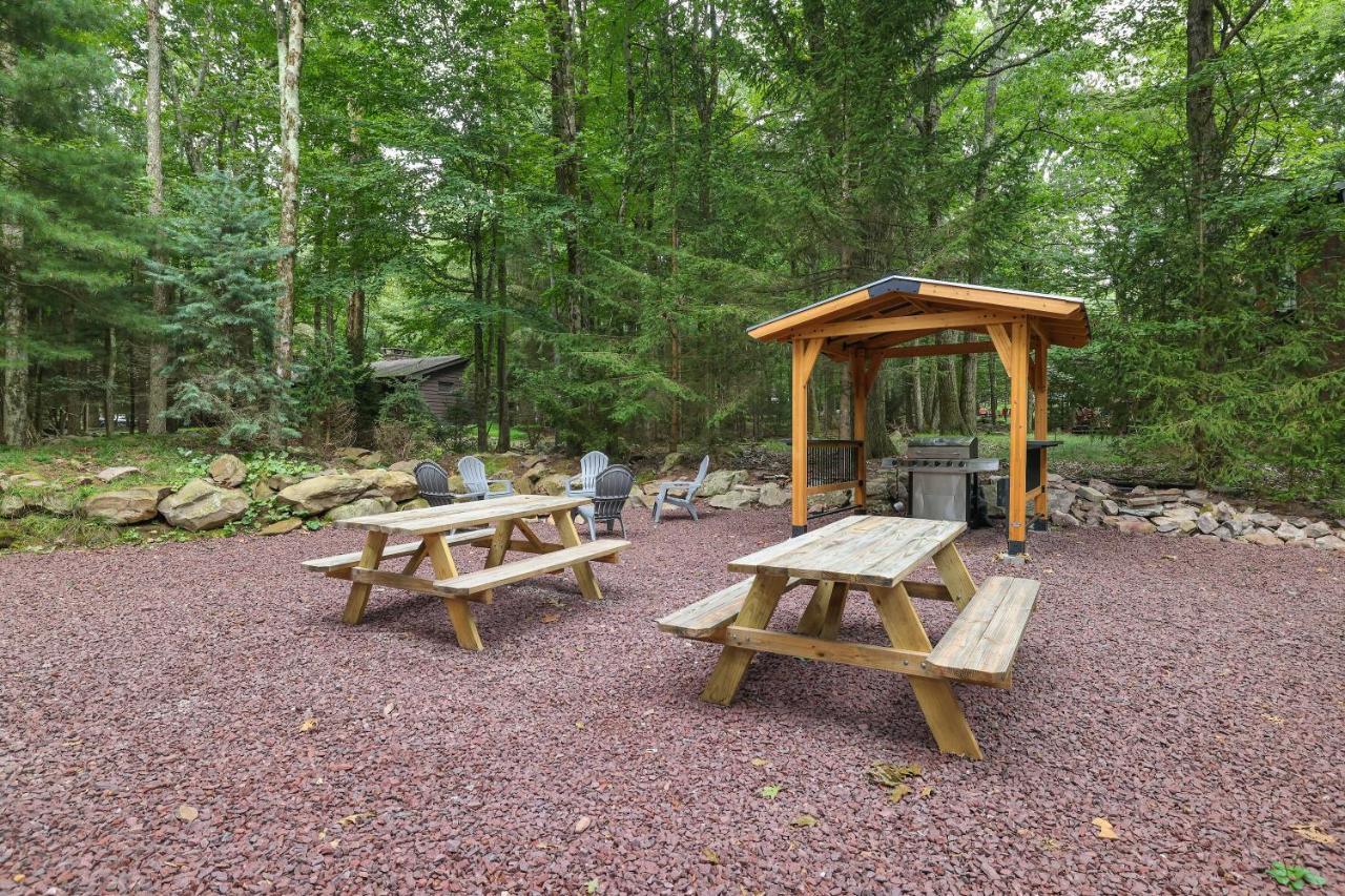 Whiskey Pines Retreat! Single Level Home, Outdoor Firepit, Ac, Bbq! Sleeps 9 In Lake Harmony! Exterior foto